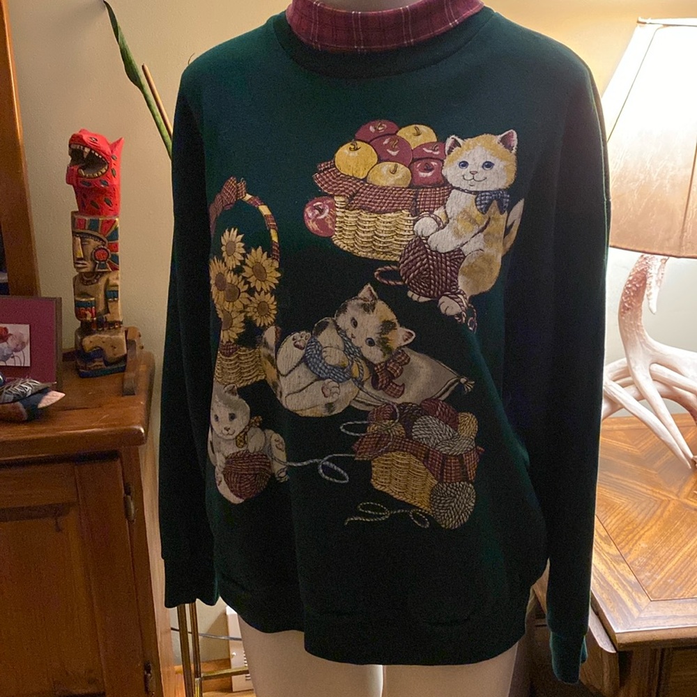 Vintage Basic Editions Kitty Sweatshirt - image 1